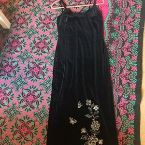 Vintage dress with sparkling details ⚡️🌟